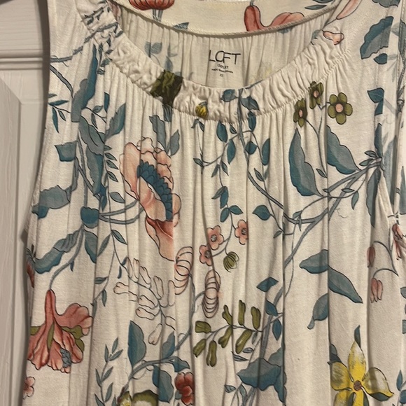 NWOT Loft Outlet sleeveless shirt size XS - Picture 6 of 7